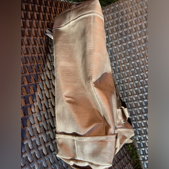 Kenneth Cole Reaction bronze faux leather handbag - Picture 3 of 10